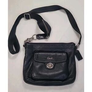 Coach Black Pebbled Leather Swingpack Crossbody Bag 45012 • 8x7 • GUC